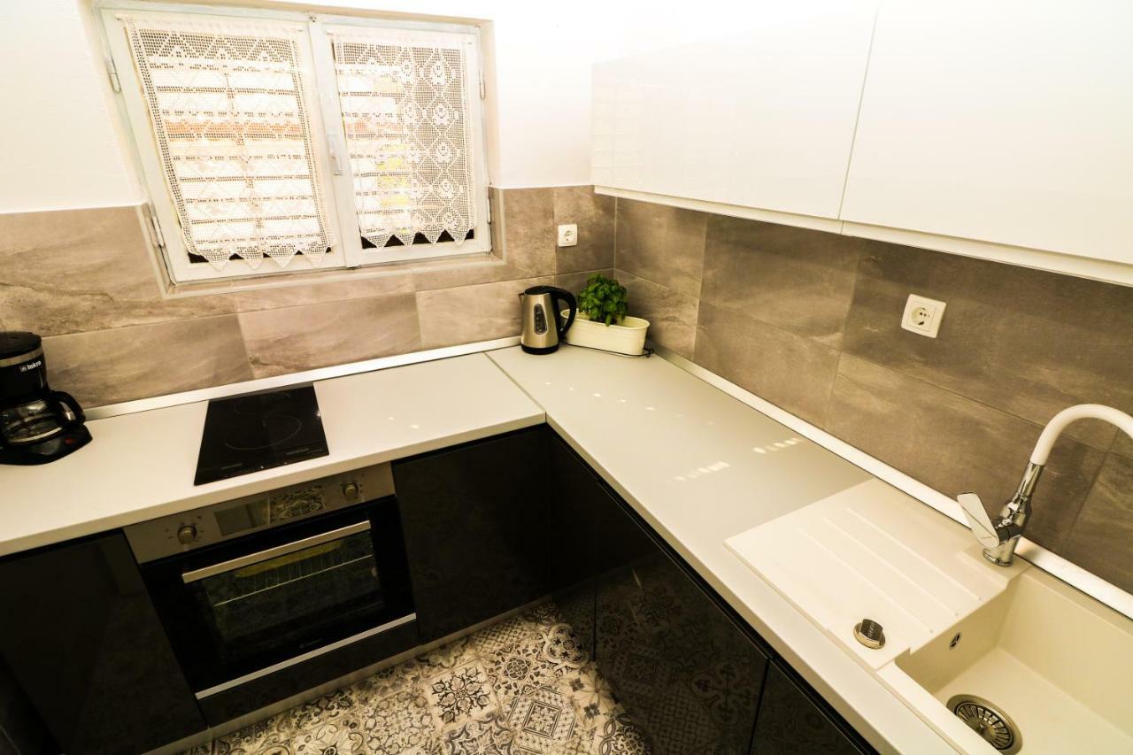 Appartement Reljic With Terrace